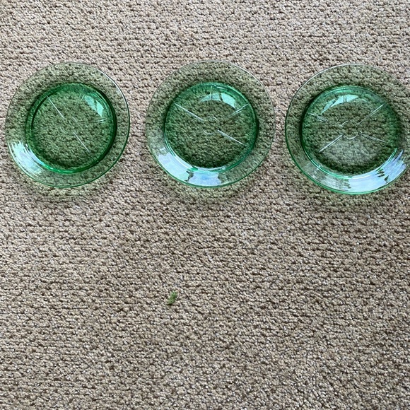 4 Uranium glass coasters - Picture 3 of 7